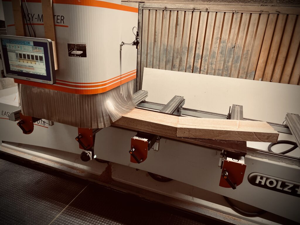 CNC-Fertigung: Wo digitale Präzision auf traditionelles Handwerk trifft